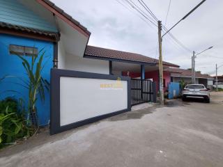 2 Bedrooms Townhouse Bang Lamung H010990