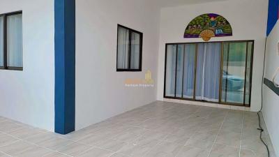 2 Bedrooms Townhouse Bang Lamung H010990