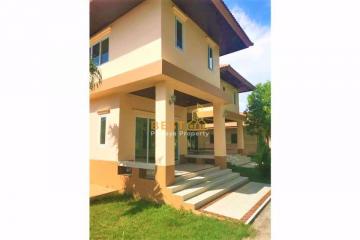 7 Bedrooms Villa / Single House Bang Lamung H010989