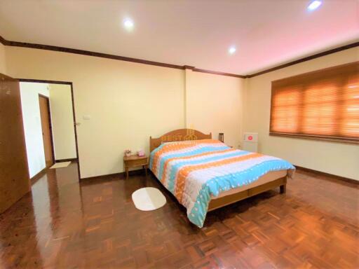 3 Bedrooms Villa / Single House in Park Village Siam Country Club H010988