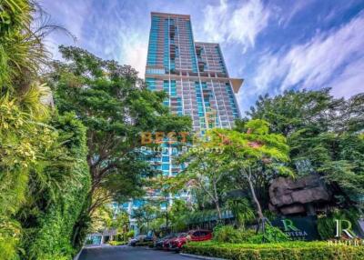 Studio Condo in The Riviera Wong Amat Beach Wongamat C009874