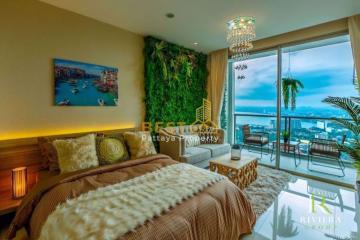 Studio Condo in The Riviera Wong Amat Beach Wongamat C009874