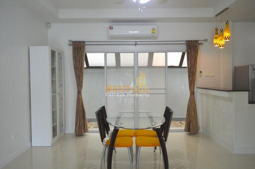 3 Bedrooms Villa / Single House in Green Field Villa 3 East Pattaya HR0023