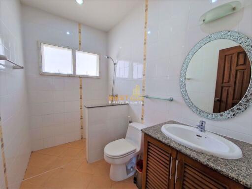 3 Bedrooms Villa / Single House in Green Field Villa 2 East Pattaya HS0051