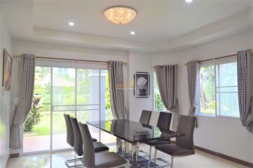 3 Bedrooms Villa / Single House in Green Field Villa 2 East Pattaya HS0051