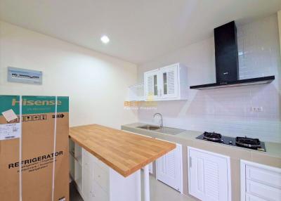 3 Bedrooms Townhouse in The Delight Cozy East Pattaya H010976