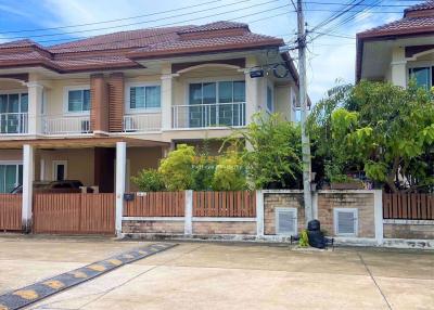 3 Bedrooms Townhouse in PMC 4 East Pattaya H010967