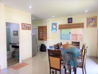 3 Bedrooms Townhouse in PMC 4 East Pattaya H010967