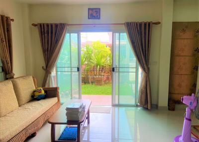 3 Bedrooms Townhouse in PMC 4 East Pattaya H010967
