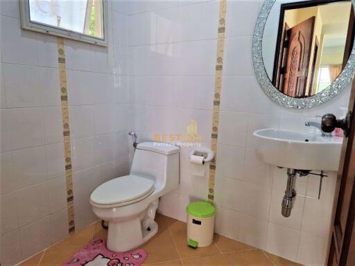 3 Bedrooms Villa / Single House in Green Field Villa 2 East Pattaya H010389