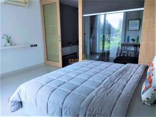 Studio Condo in Beachfront Jomtien Residence Na Jomtien C010273