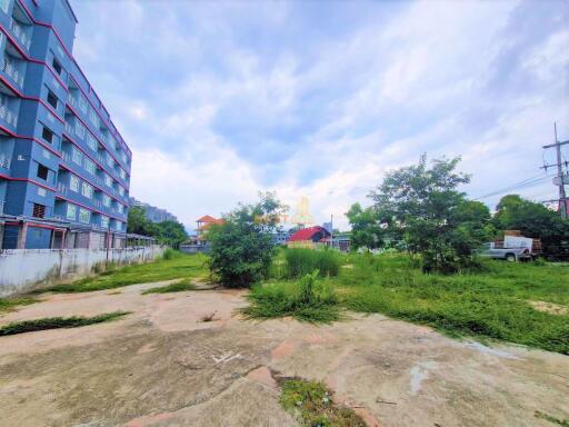Land available in Jomtien L010861
