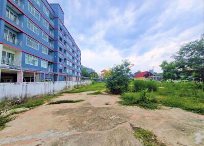 Land available in Jomtien L010861