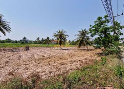 Land available in Huay Yai L010827