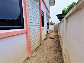 3 Bedrooms Villa / Single House Huay Yai H010832