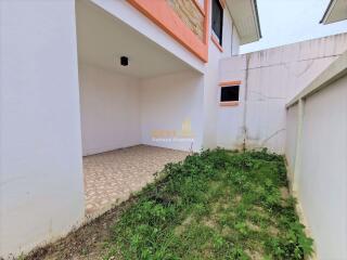 3 Bedrooms Villa / Single House Huay Yai H010832