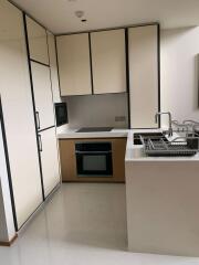 2 bed Duplex in BEATNIQ Sukhumvit 32 Khlongtan Sub District D017801