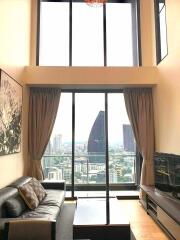 2 bed Duplex in BEATNIQ Sukhumvit 32 Khlongtan Sub District D017801