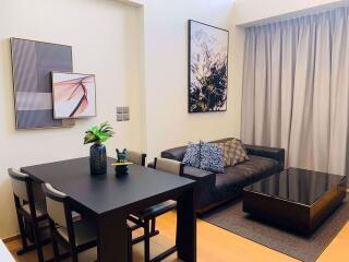 2 bed Duplex in BEATNIQ Sukhumvit 32 Khlongtan Sub District D017801