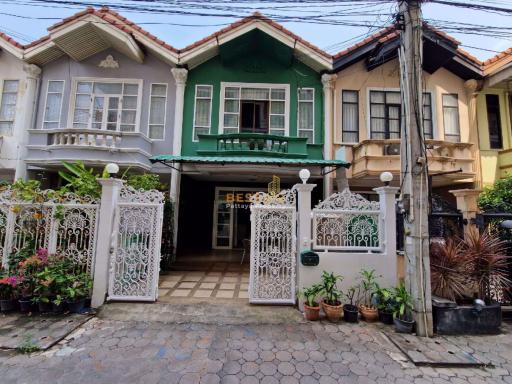 2 Bedrooms Townhouse Pattaya H010596