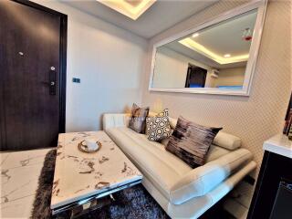 2 Bedrooms Condo in Arcadia Millennium Tower South Pattaya C010373