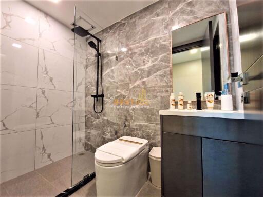 2 Bedrooms Condo in Arcadia Millennium Tower South Pattaya C010373