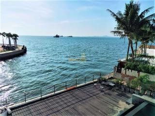 2 Bedrooms Condo in Beachfront Jomtien Residence Na Jomtien C010271