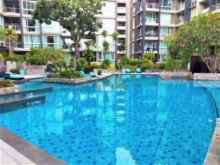 3 Bedrooms Condo in Apus Condominium Central Pattaya C010171