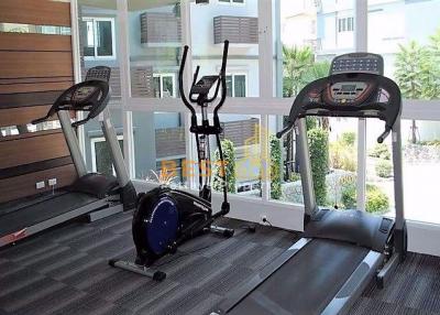 3 Bedrooms Condo in Apus Condominium Central Pattaya C010171