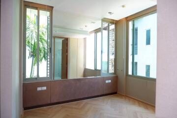 The Sanctuary Condo in Wong Amat for Sale