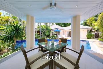 2-Bed Pool Villa Walking Distance to Beach