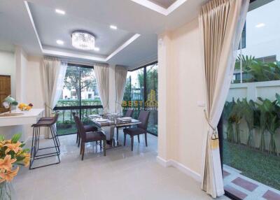 3 Bedrooms Villa / Single House in Villa Asiatic East Pattaya H009998