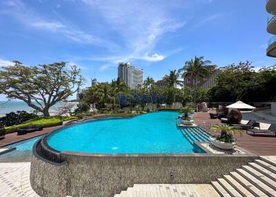 2 Bedrooms Condo in The Cove Pattaya Wongamat C002935