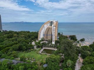 2 Bedrooms Condo in The Cove Pattaya Wongamat C002935