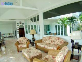 Beautiful 3-Bedroom Villa in Hua Hin at Beverly Hills Village