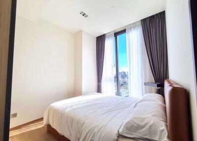 2 bed Condo in BEATNIQ Sukhumvit 32 Khlongtan Sub District C016014