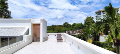 Beachfront Pool Villa for Sale in Wong Amat