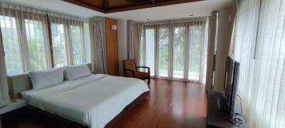 Beachfront Pool Villa for Sale in Wong Amat