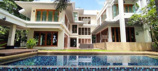 Beachfront Pool Villa for Sale in Wong Amat