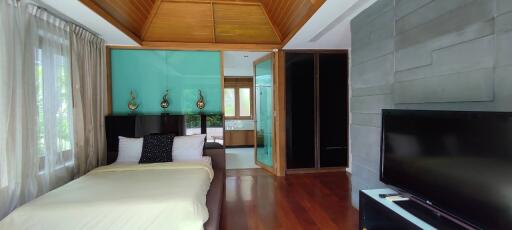 Beachfront Pool Villa for Sale in Wong Amat