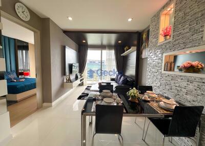 1 Bedroom Condo in Apus Condominium Central Pattaya C011018