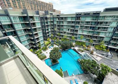 1 Bedroom Condo in Apus Condominium Central Pattaya C011018