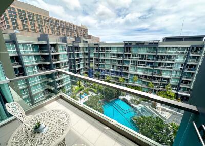 1 Bedroom Condo in Apus Condominium Central Pattaya C011018