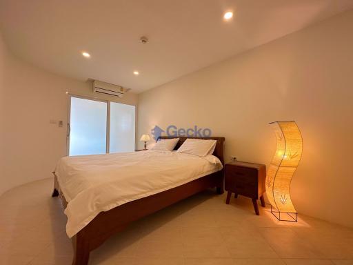 1 Bedroom Condo in Executive Residence 4 Pratumnak C011016