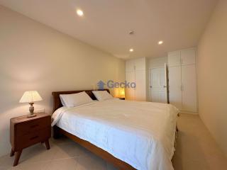 1 Bedroom Condo in Executive Residence 4 Pratumnak C011016