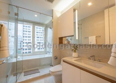 Spacious 2-Bedrooms - Q Langsuan