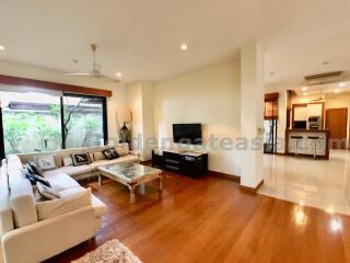 3-Bedrooms Duplex Apartment - Phaholyothin-Ari BTS