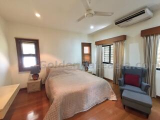 3-Bedrooms Duplex Apartment - Phaholyothin-Ari BTS