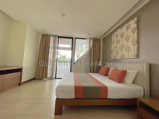 3-Bedrooms in Quiet Low-rise Apartment - Ploenchit / Wireless Road