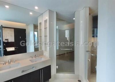 4-Bedrooms Condominium unit - The Park Chidlom